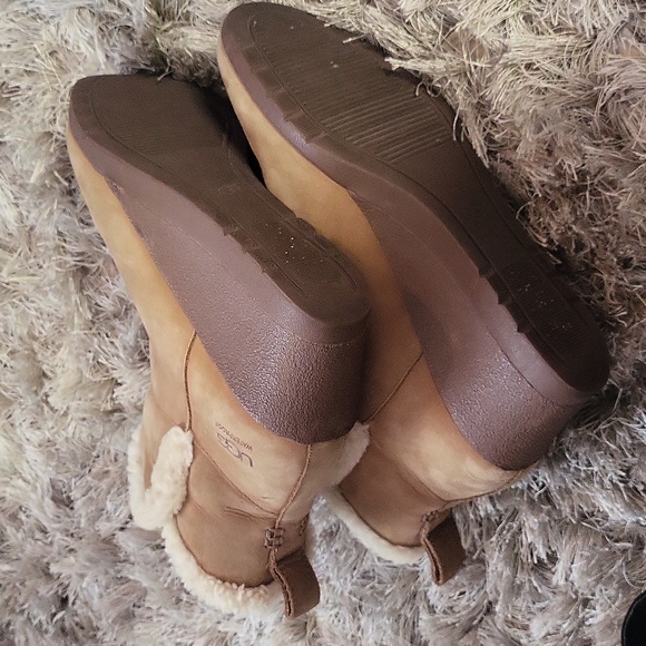 UGG Women's Brown Waterproof Winter Boots - Picture 3 of 8